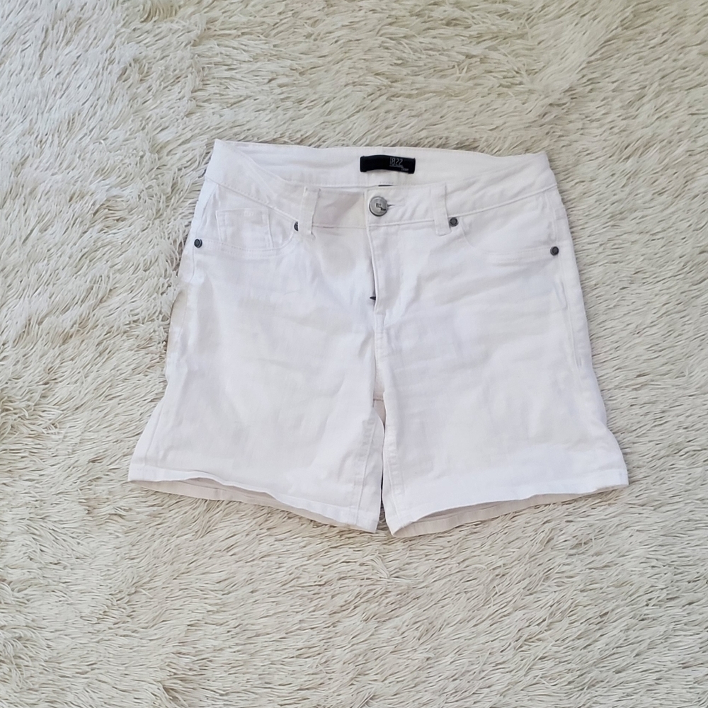 1822 Denim white shorts